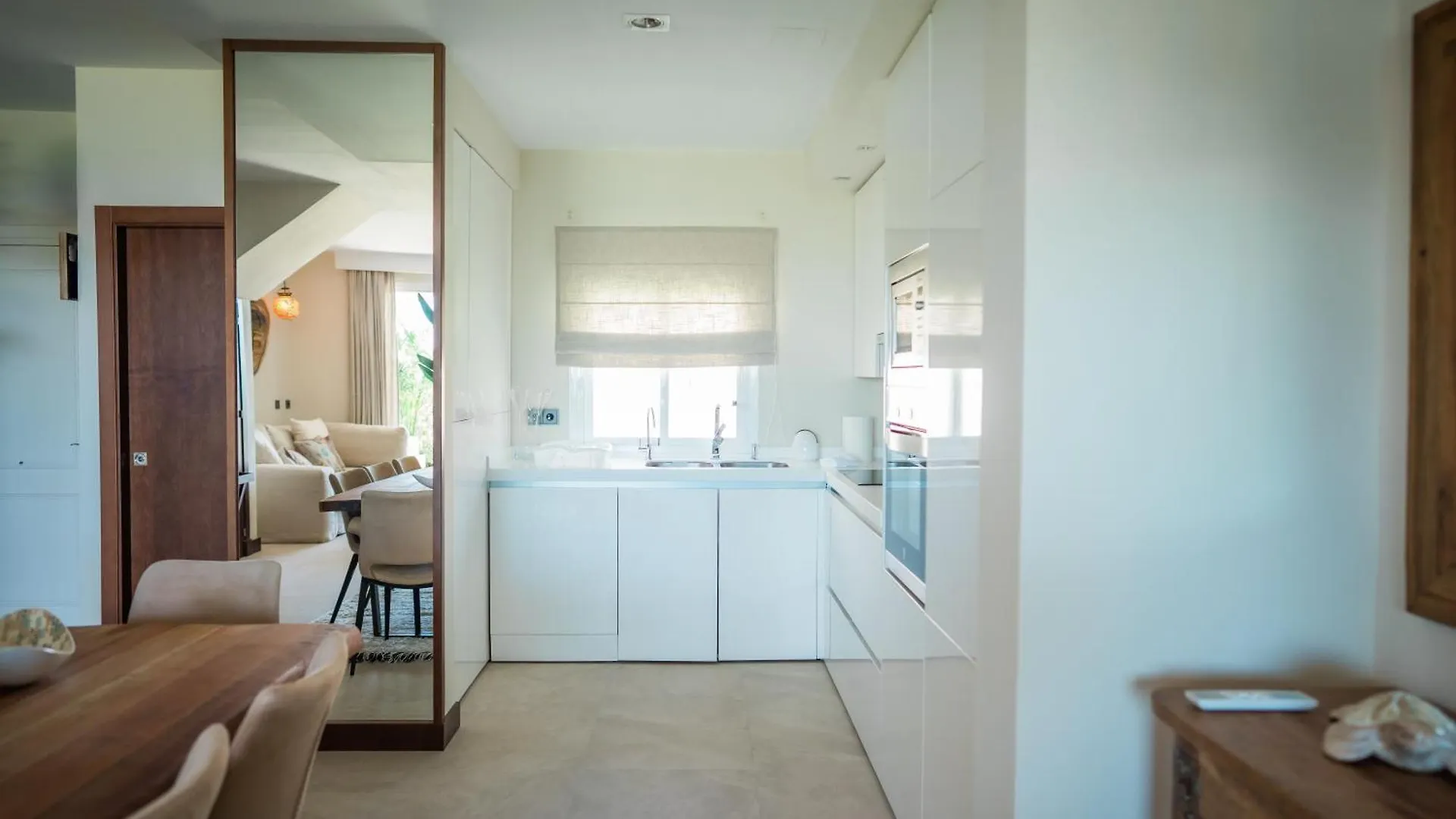 Casa Elegancia - Beach Paradise Marbella Apartment